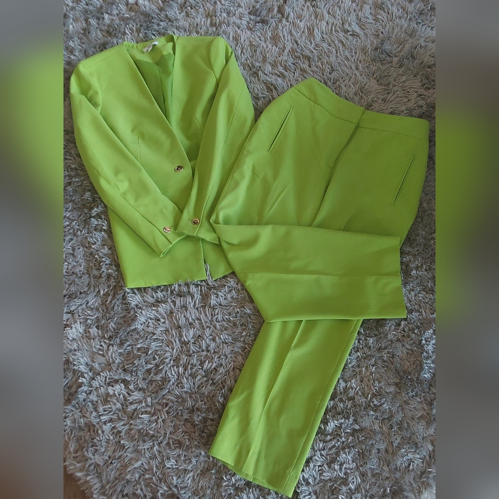 BAR 11 LIGHTWEIGHT GREEN 2 PIECE JACKET/PANT SUIT M